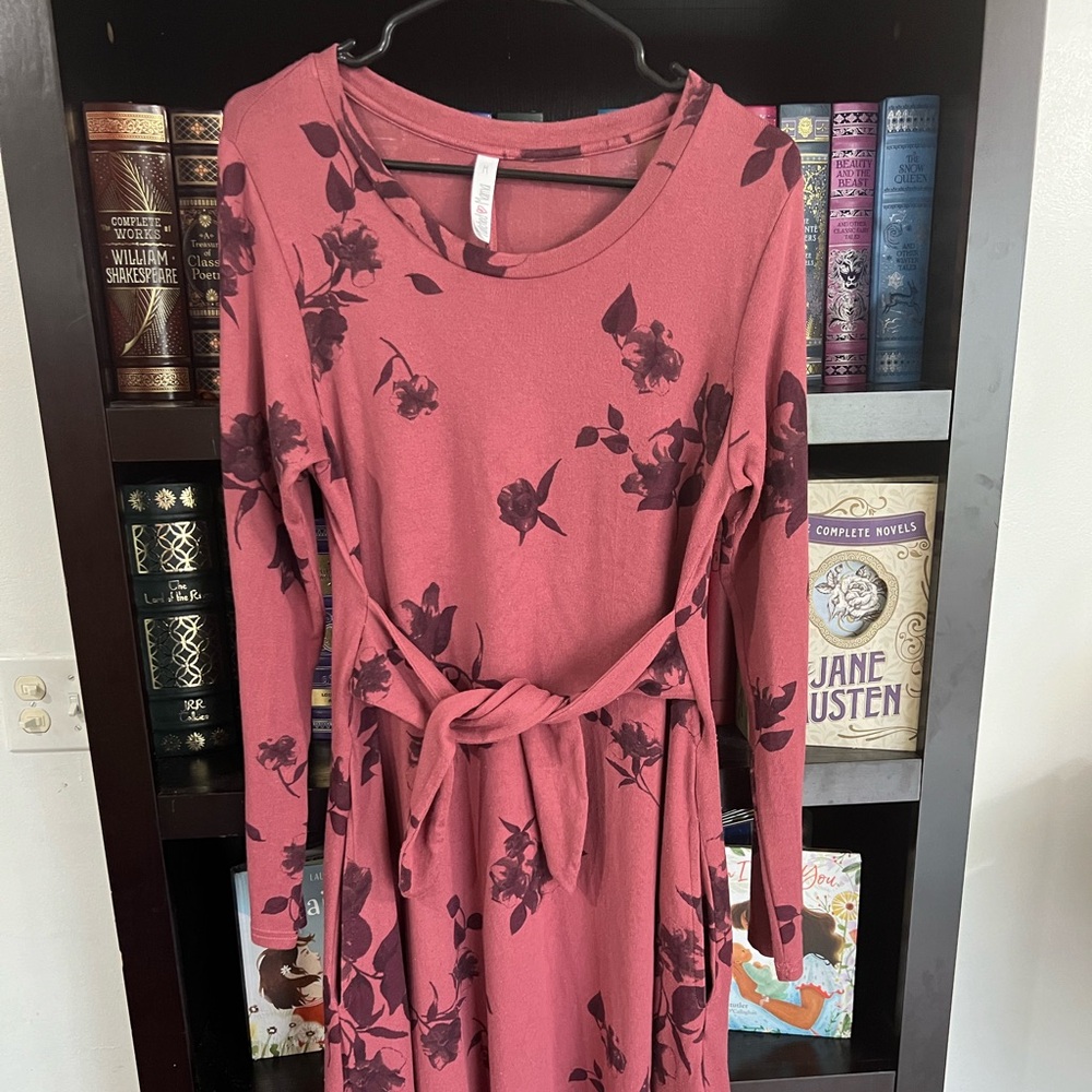 Latched Mama mauve floral tie nursing dress